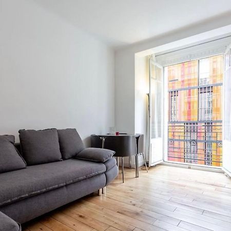 Beautiful Apartment In Center Париж Экстерьер фото