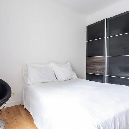 Beautiful Apartment In Center Париж Экстерьер фото